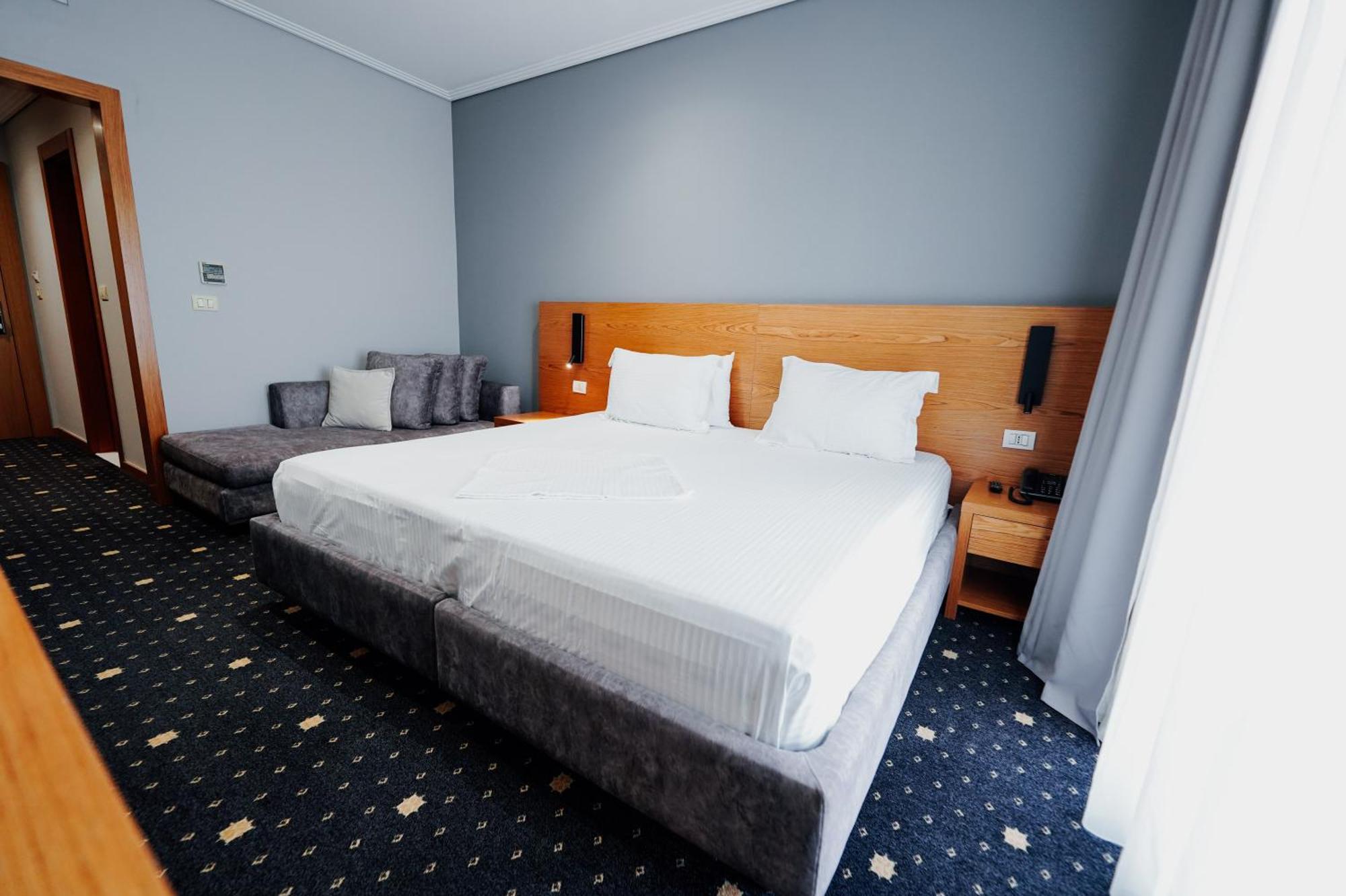 Hotel Agimi Saranda Dış mekan fotoğraf